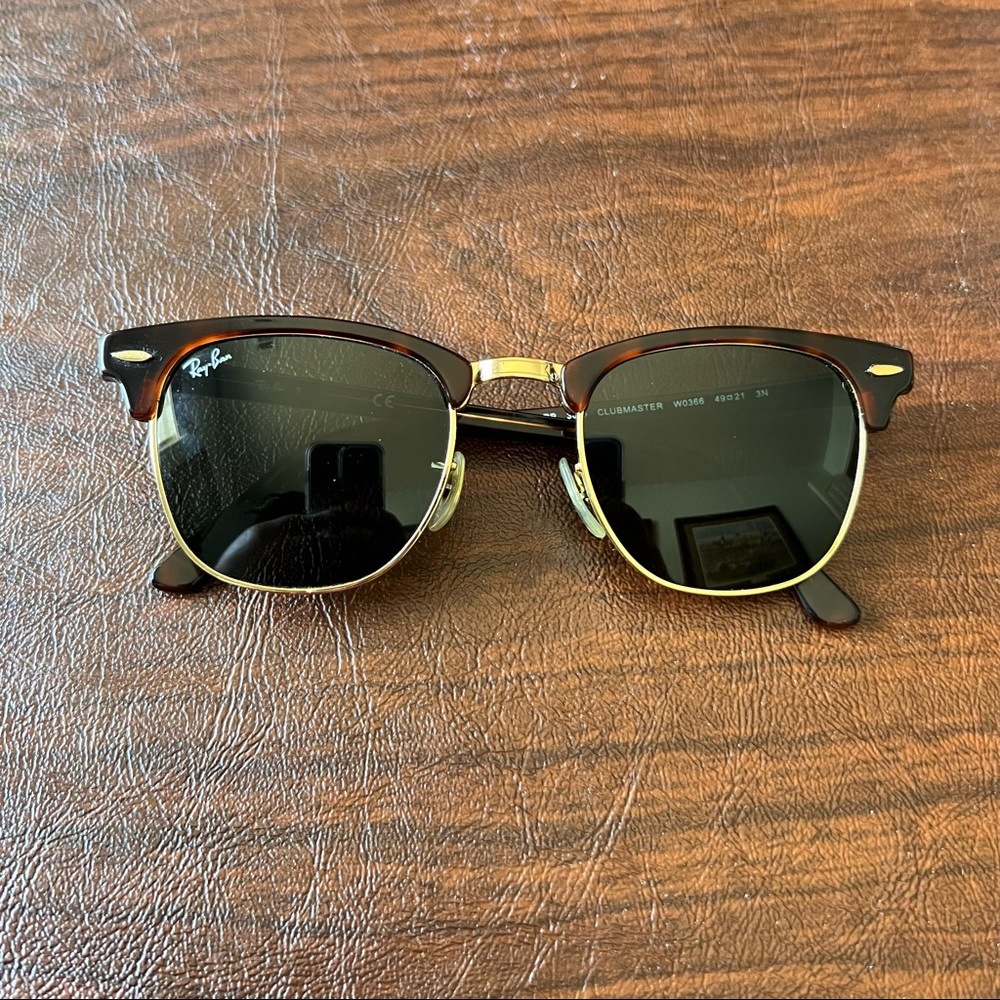 Ray-Ban - Clubmaster Sunglasses - Picture 9 of 14